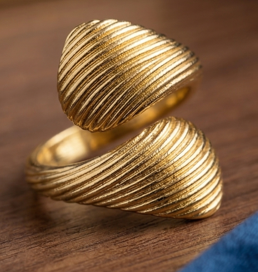 Gold Shell Adjustable Ring