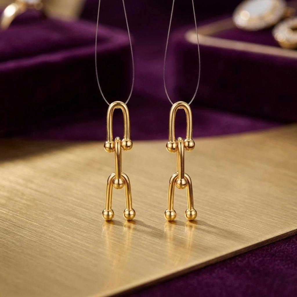 Minimalist Gold Link Drop Earrings